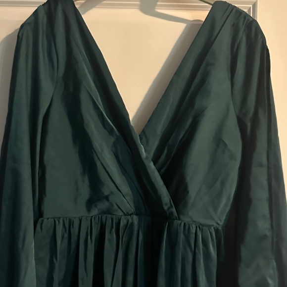 Fashion Nova Deep Green Long Sleeve Dress - Picture 5 of 11